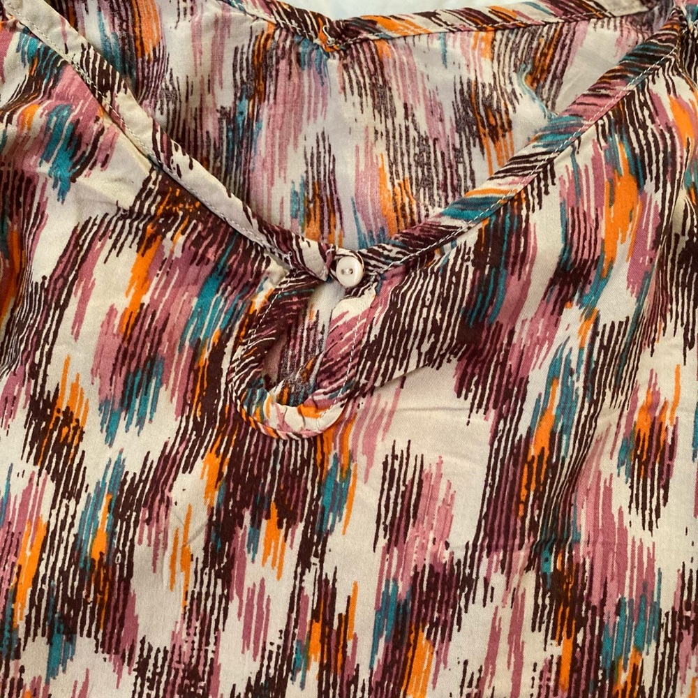American Rag Cropped Flowy Tank Top - Picture 3 of 4